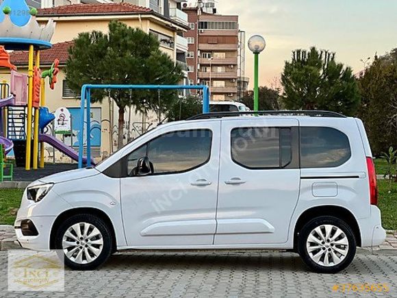 İNCİ OTOMOTİV 2023 Opel Combo 1.5 D Ultimate, Cam tavan Hatasız