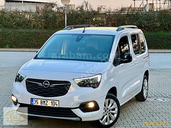 İNCİ OTOMOTİV 2023 Opel Combo 1.5 D Ultimate, Cam tavan Hatasız
