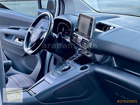 İNCİ OTOMOTİV 2023 Opel Combo 1.5 D Ultimate, Cam tavan Hatasız