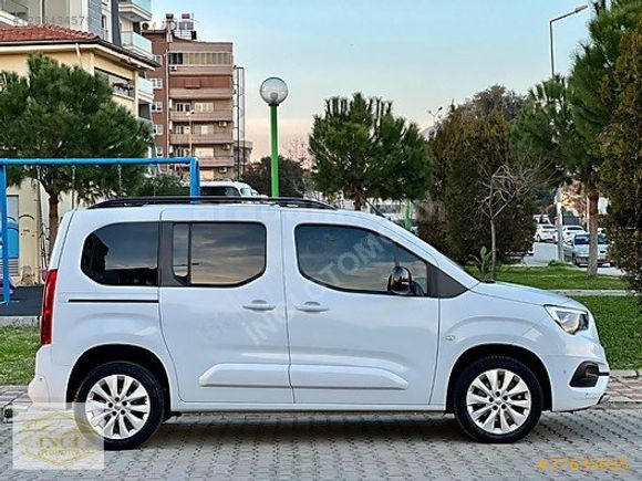 İNCİ OTOMOTİV 2023 Opel Combo 1.5 D Ultimate, Cam tavan Hatasız