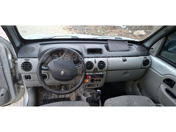 KANGO 1.5 dci DİZEL ÇİFT SÜRGÜLÜ FULL BAKIMLI Muaynesi yeni