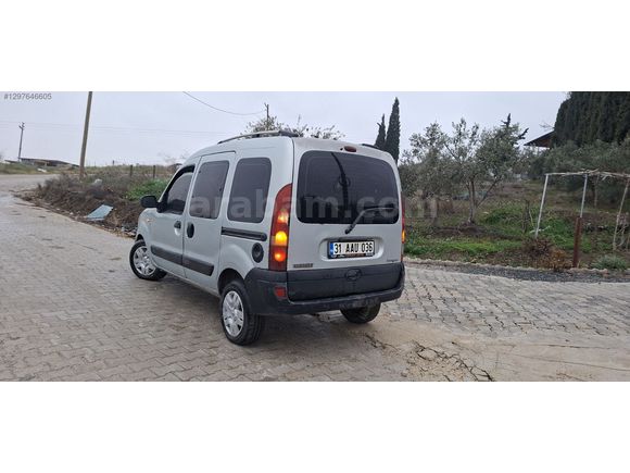 KANGO 1.5 dci DİZEL ÇİFT SÜRGÜLÜ FULL BAKIMLI Muaynesi yeni