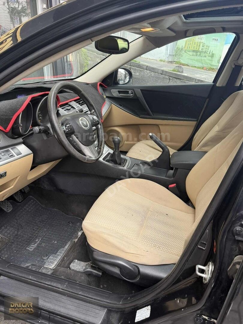 Galeriden Mazda 3 1.6 Impressive 2010 Model İstanbul 354.000 km Siyah 7