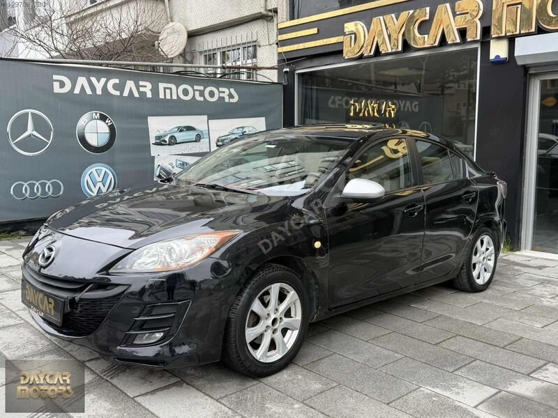 Galeriden Mazda 3 1.6 Impressive 2010 Model İstanbul 354.000 km Siyah