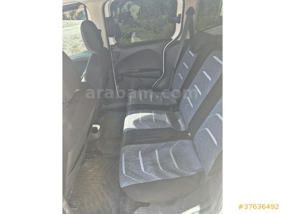 Sahibinden Ford Tourneo Courier 1.5 TDCi Titanium Plus 2023 Model