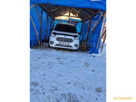 Sahibinden Ford Tourneo Courier 1.5 TDCi Titanium Plus 2023 Model