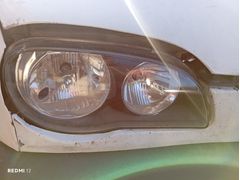 Toyota Corolla 2001 model sağ far