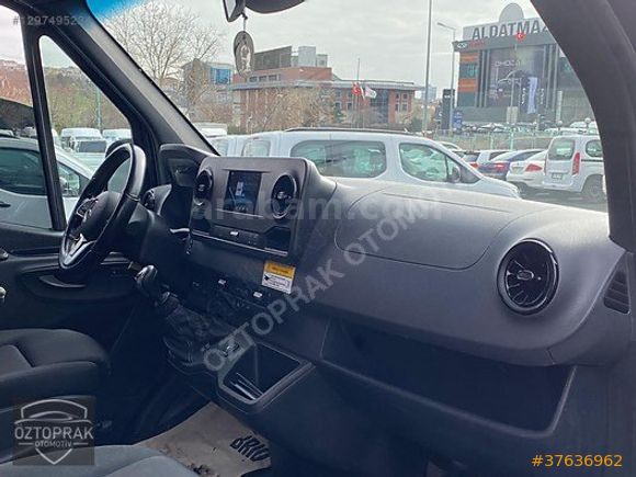 ÖZTOPRAK-2024 SPRİNTER 417CDI E.UZUN SİYAH ALMAN-4.75 VADE