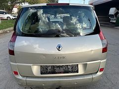 RENAULT GRAND SCENİC BAGAJ KAPAĞI DOLU