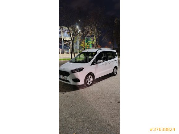 Sahibinden Ford Tourneo Courier 1.5 TDCi Delux 2022 Model Beyaz