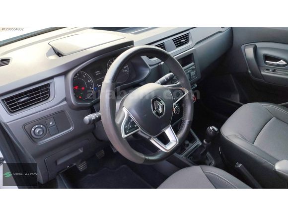 YEŞİL AUTO'dan 2023- RENAULT-EXPRESS COMBİ-DİZEL-HATASIZ
