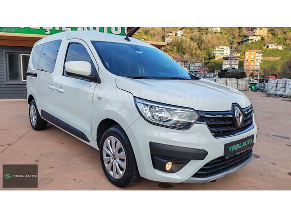 YEŞİL AUTO'dan 2023- RENAULT-EXPRESS COMBİ-DİZEL-HATASIZ