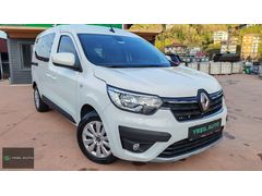 YEŞİL AUTO'dan 2023- RENAULT-EXPRESS COMBİ-DİZEL-HATASIZ