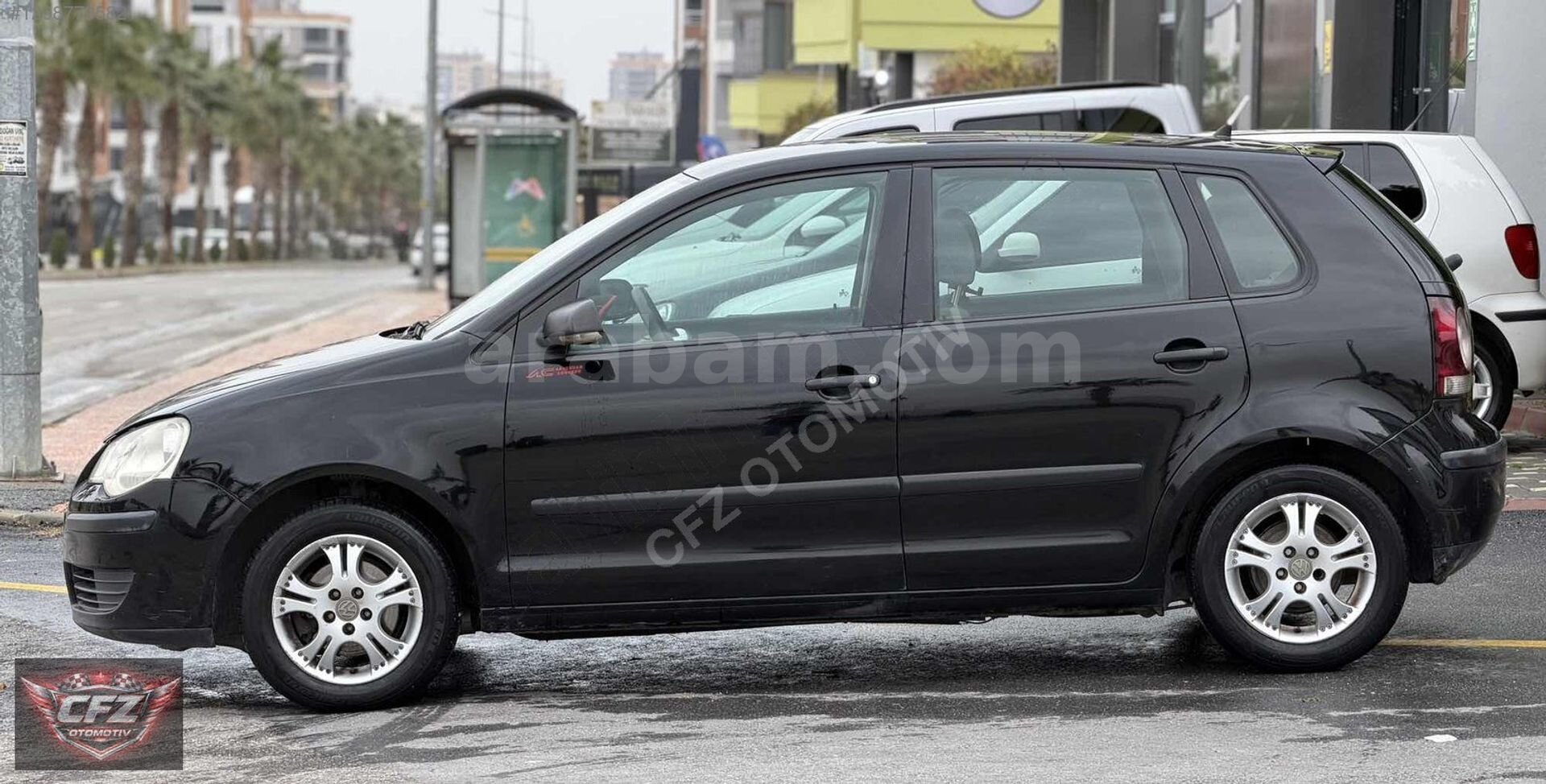 Galeriden Volkswagen Polo 1.4 Trendline 2009 Model Mersin 221.500 km Siyah 2