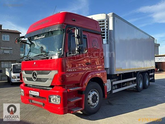 AKKAYA'DAN 2005 MODEL FRİGOFİRİK KASALI (THERMO KİNG SL300)