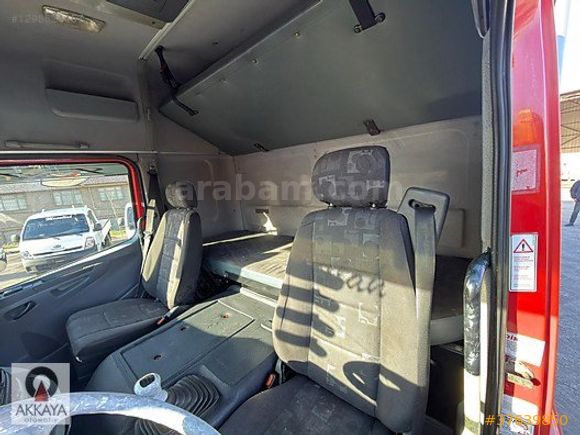AKKAYA'DAN 2005 MODEL FRİGOFİRİK KASALI (THERMO KİNG SL300)