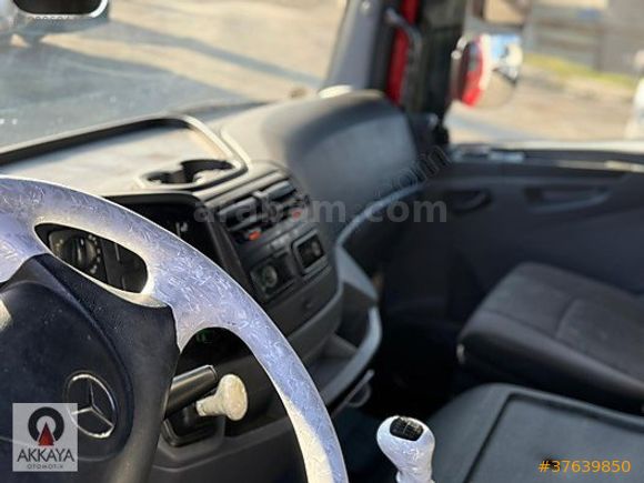 AKKAYA'DAN 2005 MODEL FRİGOFİRİK KASALI (THERMO KİNG SL300)