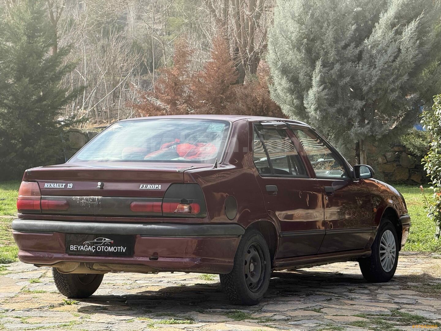 Galeriden Renault R 19 1.6 Europa RT 1995 Model Denizli 240.000 km Kırmızı 7