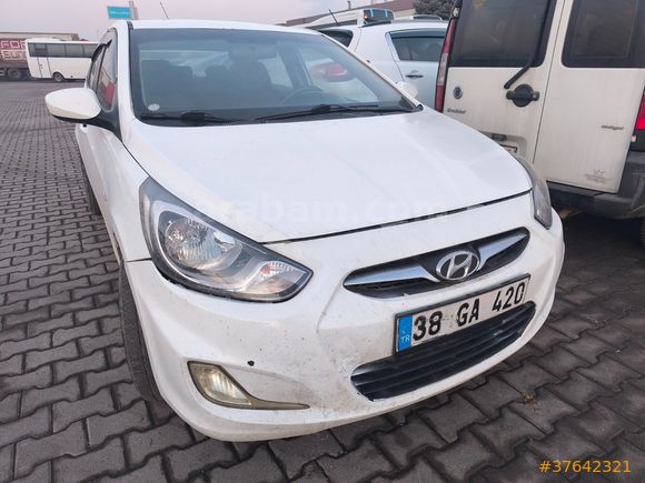 Sahibinden Hyundai Accent Blue 1.4 D-CVVT Biz 2014 Model Kayseri
