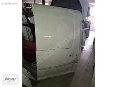 VOLKSWAGEN CADDY SÜRGÜLÜ KAPI ORİJİNAL ÇIKMA AKSOYLAR OTO'DA
