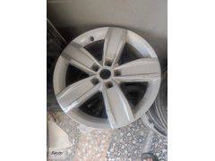 Volkswagen B8 orijinal çıkma jant