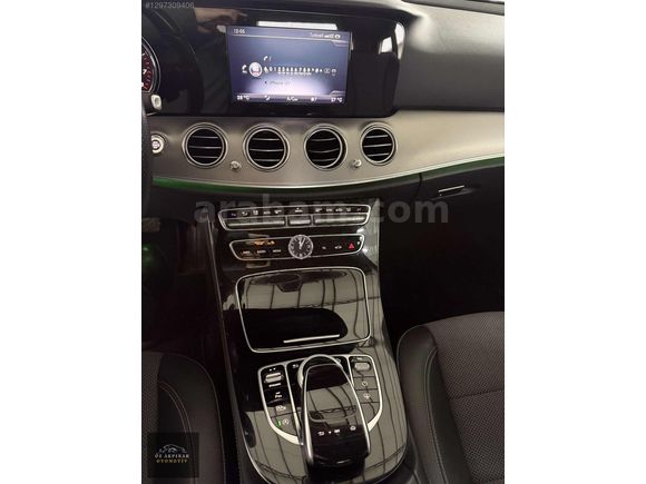 ÖZ AKPINAR OTOMOTİVDEN MERCEDES E200 AVANGARDE HATASIZ BOYASIZ
