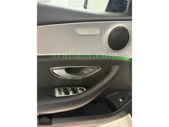 ÖZ AKPINAR OTOMOTİVDEN MERCEDES E200 AVANGARDE HATASIZ BOYASIZ