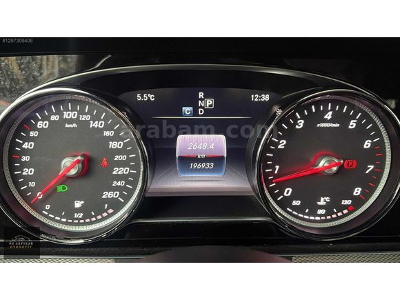 ÖZ AKPINAR OTOMOTİVDEN MERCEDES E200 AVANGARDE HATASIZ BOYASIZ