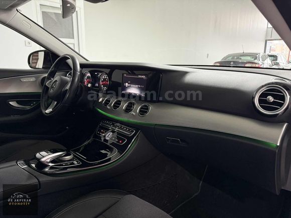 ÖZ AKPINAR OTOMOTİVDEN MERCEDES E200 AVANGARDE HATASIZ BOYASIZ