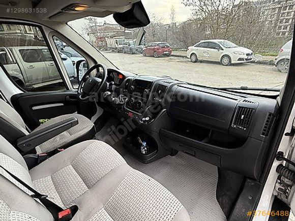 BOYASIZ 2022 MODEL PEUGEOT BOXER 16+1 YILKAR KLİMALI 213.000 KM