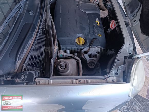 2004 MODEL RENAULT KANGO 1.5 4+1 tek değişen