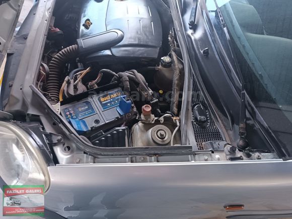 2004 MODEL RENAULT KANGO 1.5 4+1 tek değişen