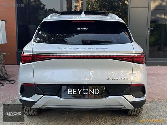 0.99 KREDİ BEYOND - 2023 46.000 KM DEĞİŞENSZ CAM TVN/ISTMA ATTO3