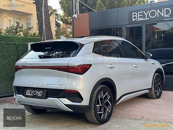 0.99 KREDİ BEYOND - 2023 46.000 KM DEĞİŞENSZ CAM TVN/ISTMA ATTO3