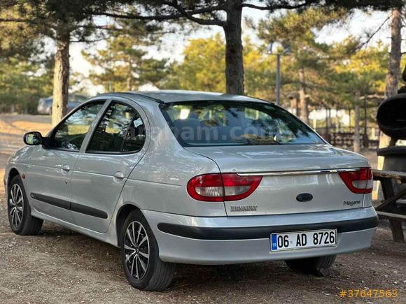 Sahibinden Renault Megane 1.6 Expression 2002 Model 