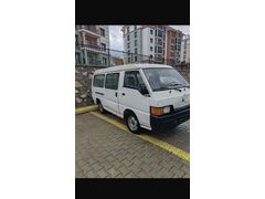 Sahibinden Mitsubishi L 300 Camlı Van 1992 Model 