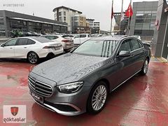 GÖKTAŞLAR'DAN 2022 MERCEDES E200d EXCLUSİVE GRİ-TABA %20KDV