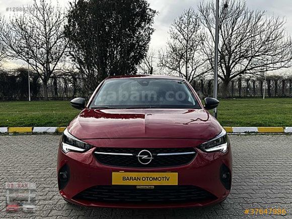 BARAN OTOMOTİV DEN 2023 OPEL CORSA 1.2.T EDİTİON HATASIZ BOYASIZ