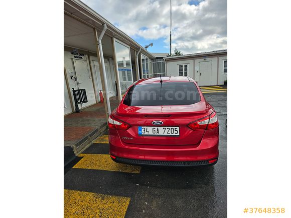 Sahibinden Ford Focus 1.6 Ti-VCT Trend X 2012 Model