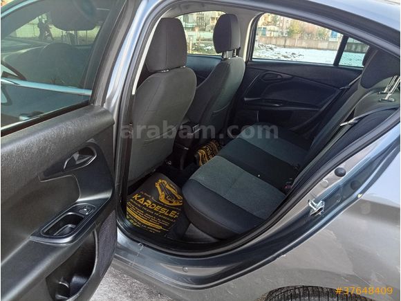 Sahibinden Fiat Egea 1.4 Fire Easy 2023 Model