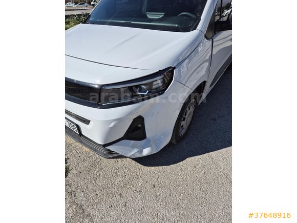 Sahibinden Opel Combo 1.5 CDTI Essential 2025 Model  1.000 km Beyaz