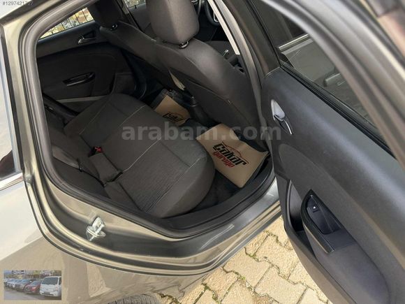 UĞUR OTODAN 2017 MODEL HATASIZ 166.870 KM OPEL ASTRA 1.6 EDİTİON