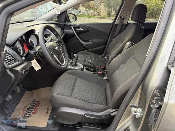 UĞUR OTODAN 2017 MODEL HATASIZ 166.870 KM OPEL ASTRA 1.6 EDİTİON