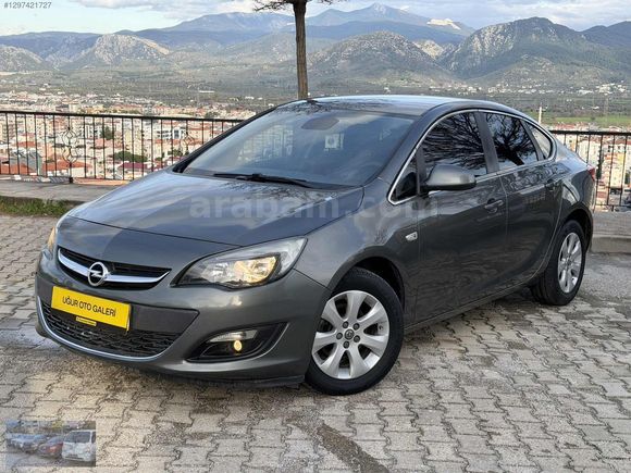 UĞUR OTODAN 2017 MODEL HATASIZ 166.870 KM OPEL ASTRA 1.6 EDİTİON