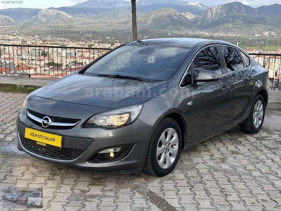 UĞUR OTODAN 2017 MODEL HATASIZ 166.870 KM OPEL ASTRA 1.6 EDİTİON