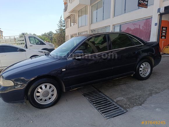 Sahibinden Audi A4 Sedan 1.6 2000 Model