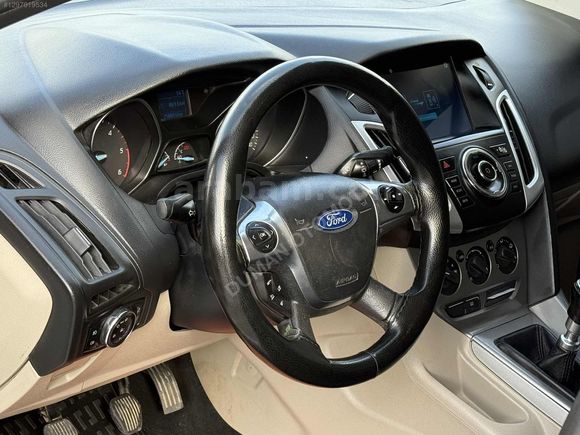 2013 MODEL FORD FOCUS