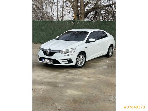 Sahibinden Renault Megane 1.3 TCe Joy 2022 Model 