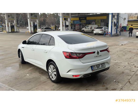 Sahibinden Renault Megane 1.3 TCe Joy 2022 Model 
