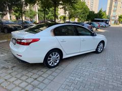 Sahibinden Renault Latitude 1.5 dCi privallege 2011 Model  320.000 km Beyaz